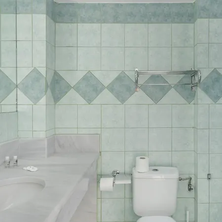 Evripides Triple 1 Apartment