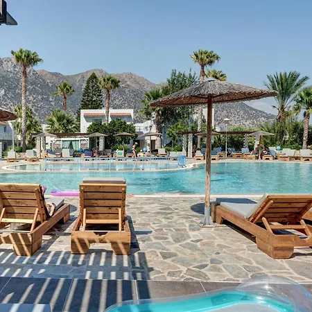 Apartment Evripides Triple 1 *